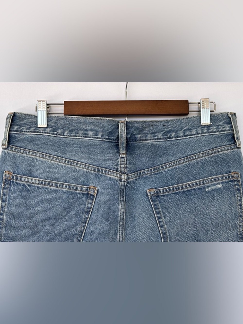 GAP Denim Women’s Boyfriend Mid Rise Jeans Button Fly Raw Hem Size 30 10 - Picture 5 of 11
